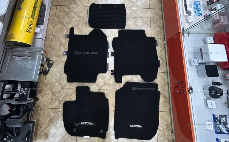 Новые коврики на Honda Shuttle