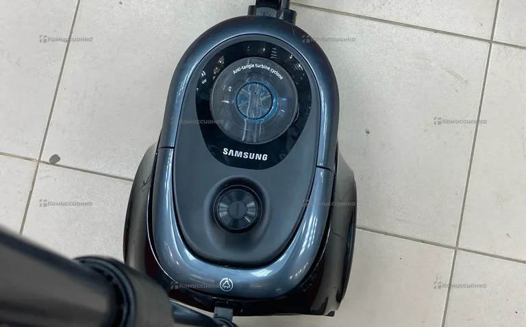 Пылесос Samsung VC18M