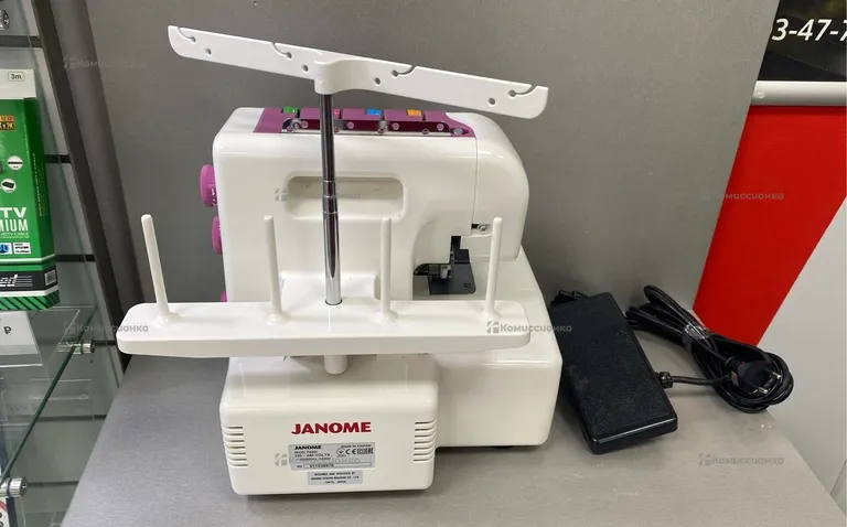 Оверлок Janome 793D