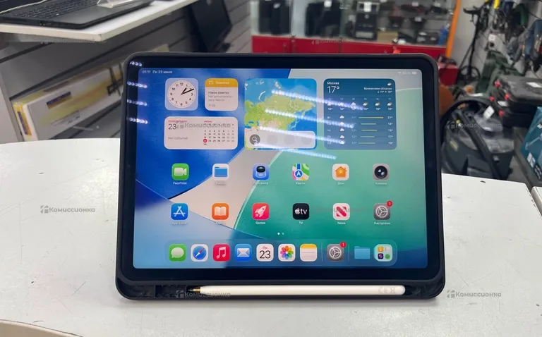 Планшет Apple iPad 5 gen 64Gb
