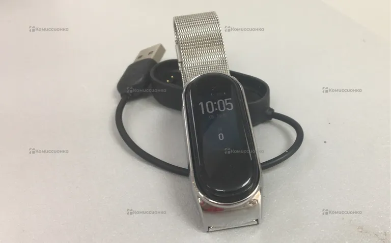 Часы  xiaomi band