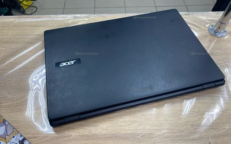 Ноутбук  Acer ES1-731