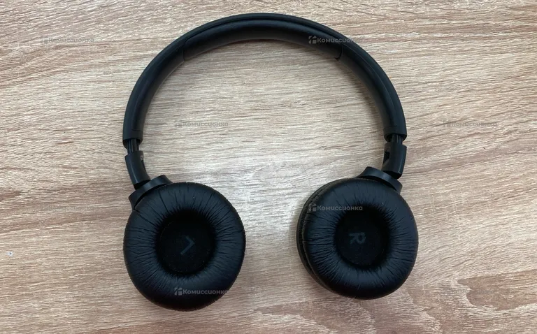 Наушники JBL