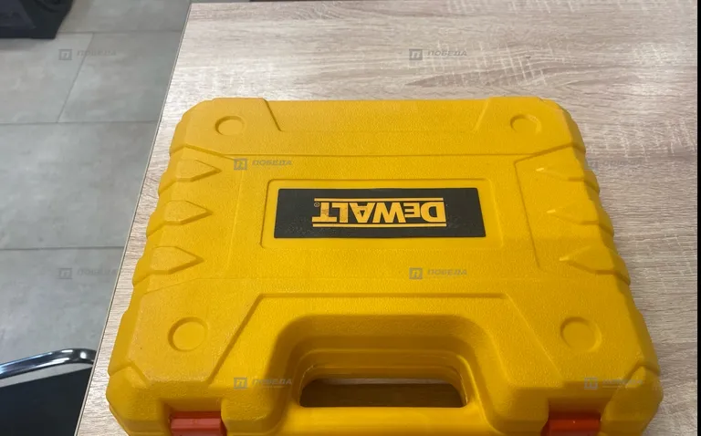 реплика шуруповерт DEWALT 21V