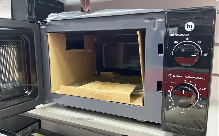 Микроволновая печь Hi M020B05