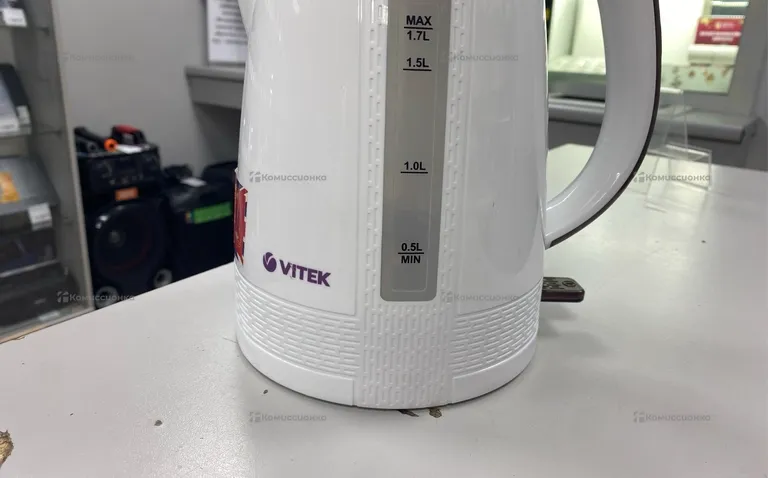 Электрический чайник Vitek 7055
