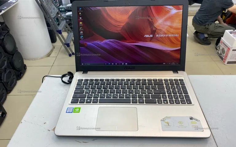 Ноутбук  Asus(i3-6100)
