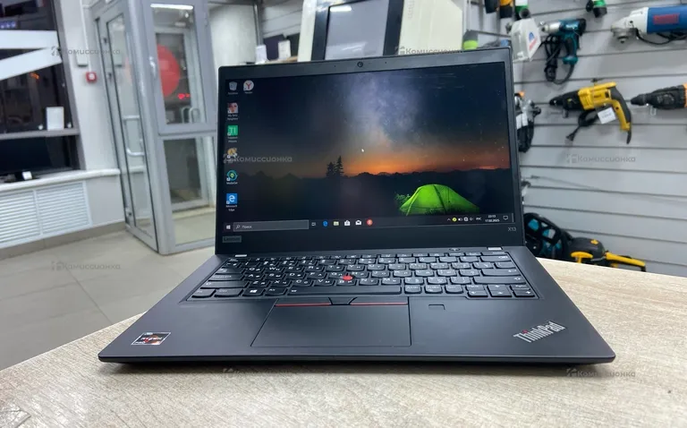 Ноутбук  Lenovo ThinkPad X13