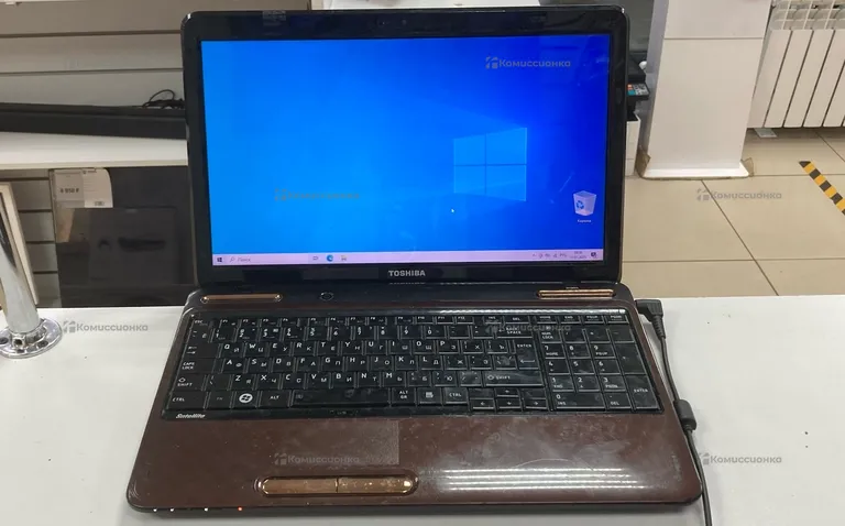 Ноутбук Toshiba