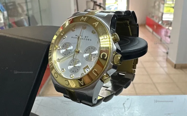 наручные часы Marc Jacobs MBM3177
