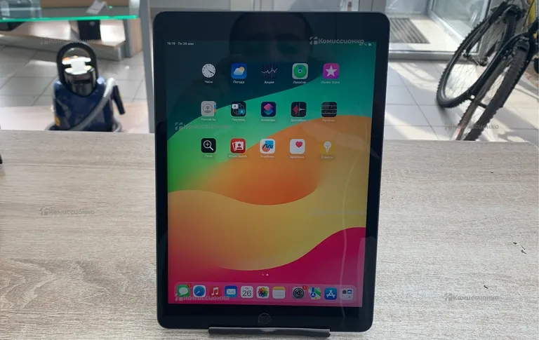 Планшет Apple iPad 9 поколения 64gb