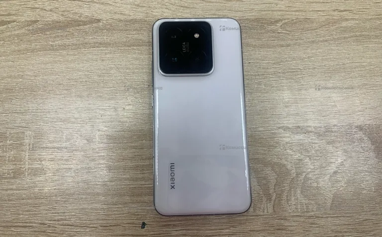 Xiaomi 14 12/256Gb