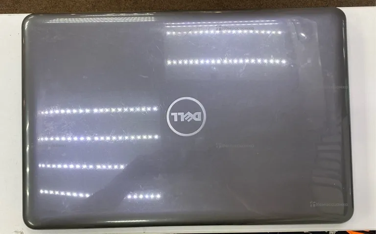 Ноутбук  DELL P32E