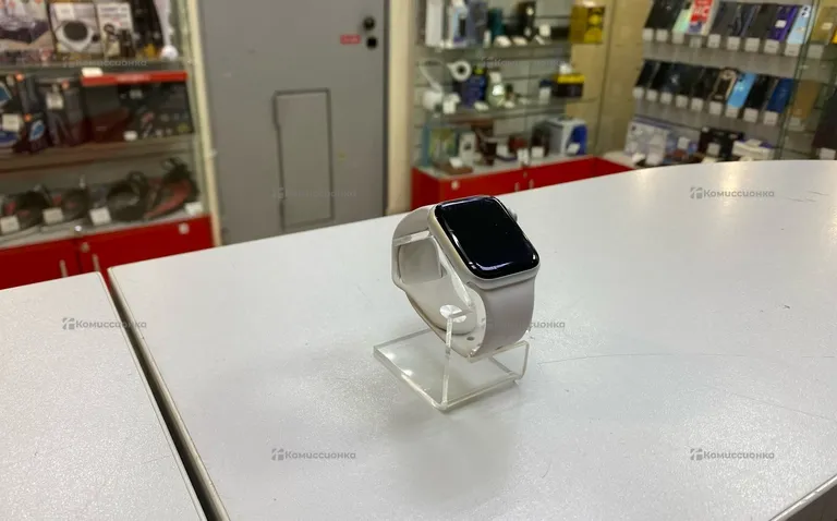 Часы Apple Watch SE 40mm