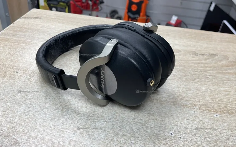 Sony mdr-zx700
