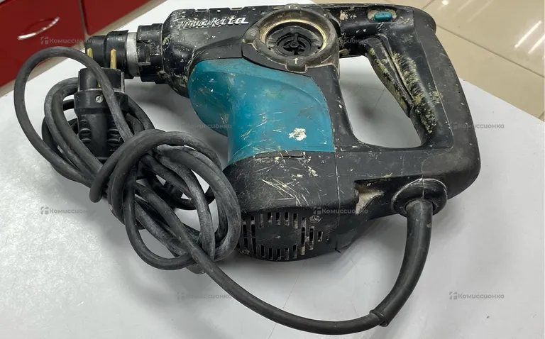Перфоратор makita HR2810