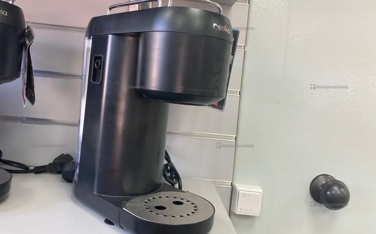 Кофеварка рожковая Reoka (rkem-300)