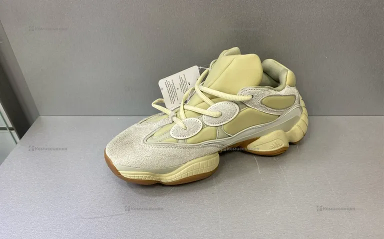 Кроссовки Adidas Yeezy 500 40р
