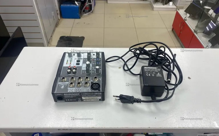 Микшерный пульт xenyx 502