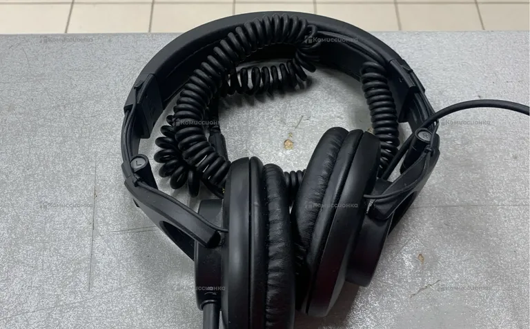 Наушники  shure SRH440