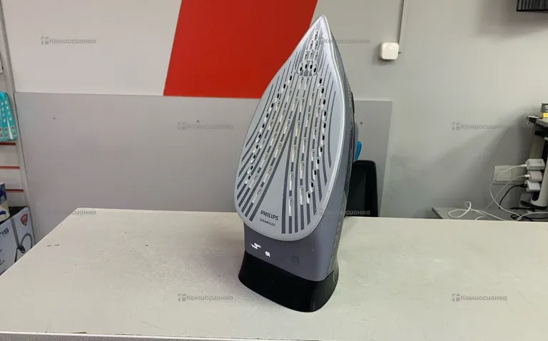 Утюг Philips GC2999