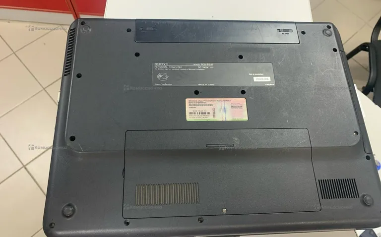 Ноутбук  Sony vqio vgn-nr31zr