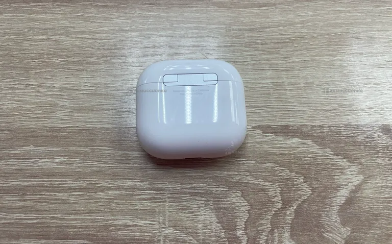 Наушники  AirPods 4