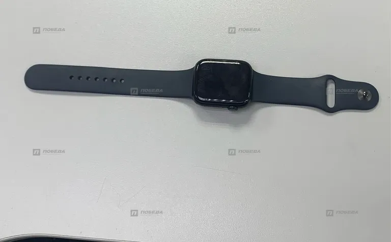 Apple watch  series 8 45 mm