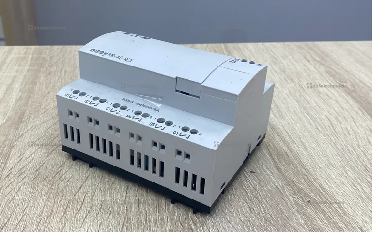 Программируемое реле Eaton EASY819-AC-RCX
