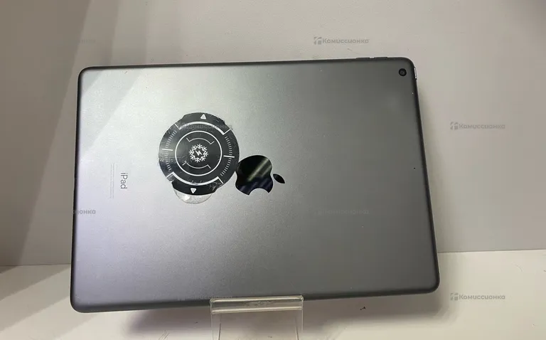 Планшет Apple iPad 2021 64Gb Wi-Fi