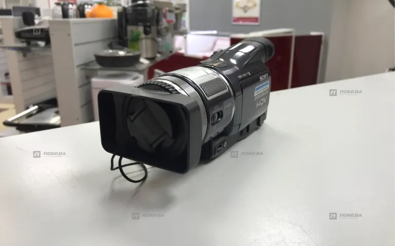 Видеокамера Sony hdr-hc1e 