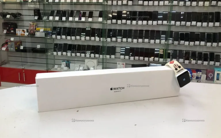 Часы Apple Watch 3 38mm