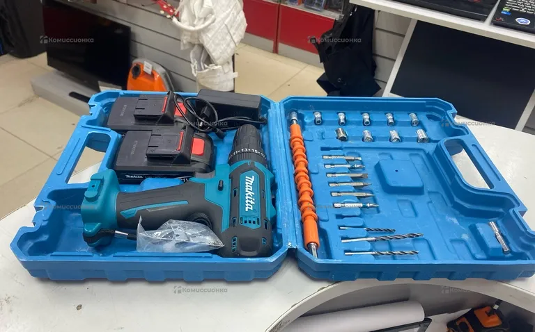 Шуруповерт makita df331d