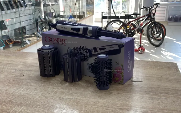 фен CRONIER CR-6833