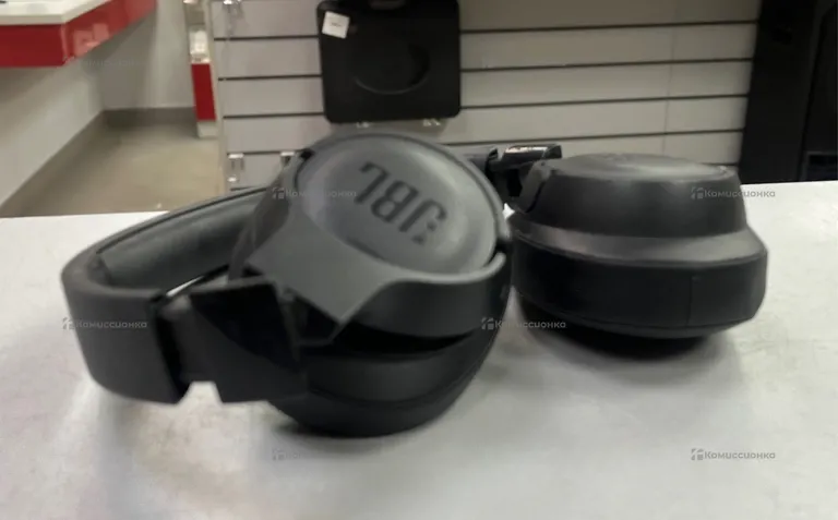 Наушники JBL TUNE 720BT