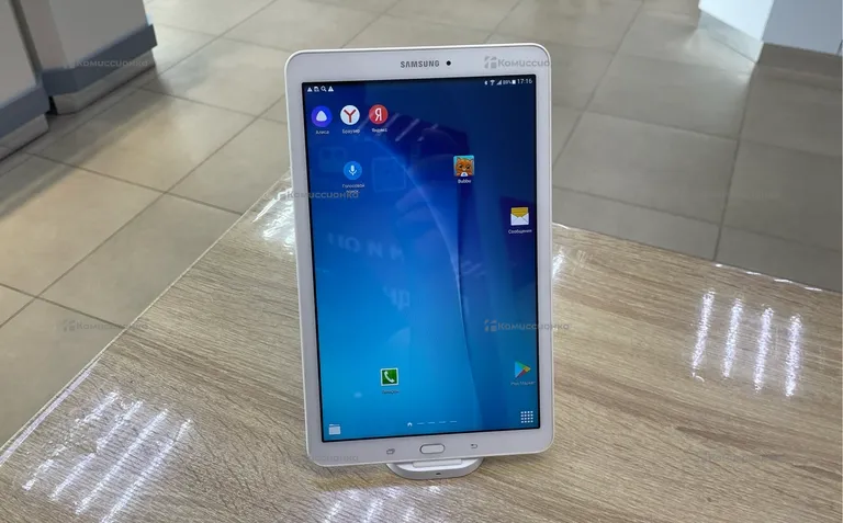 Samsung Планшет Samsung T561