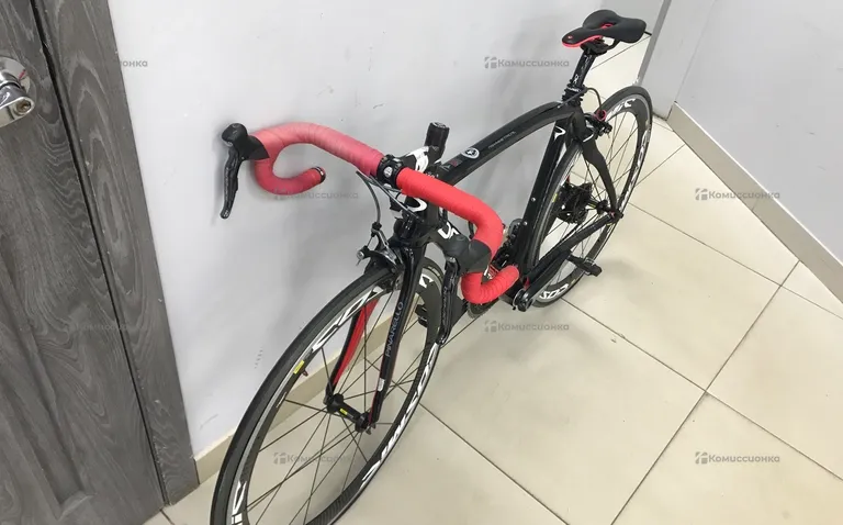 Велосипед  pinarello dogma 65.1