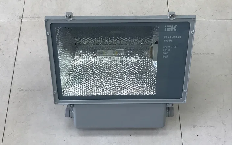 Прожектор металлогалогенный IEK 400 Вт