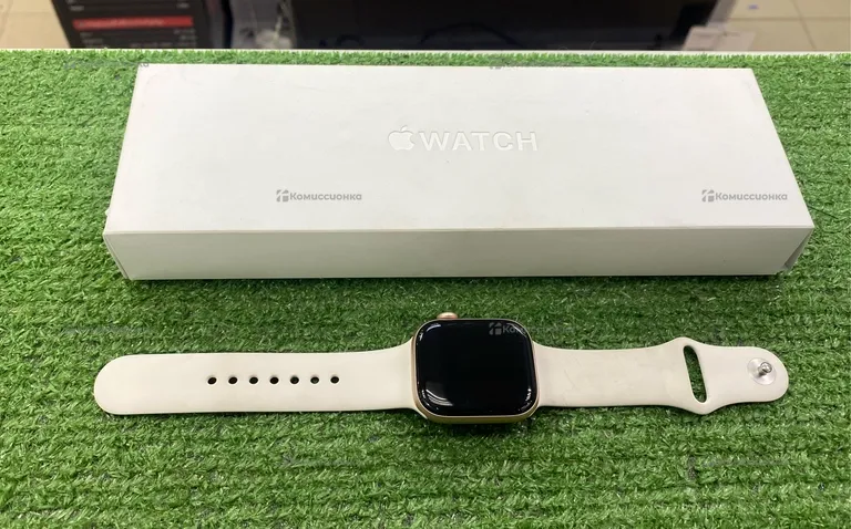 Часы  Apple Watch 10