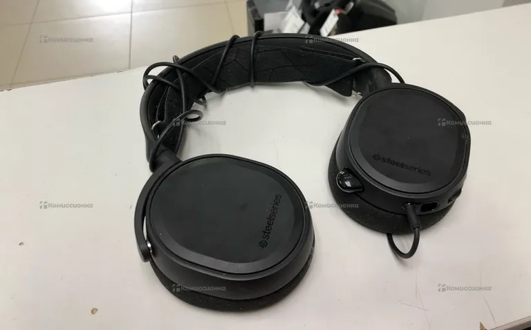 Steelseries Arctic 5