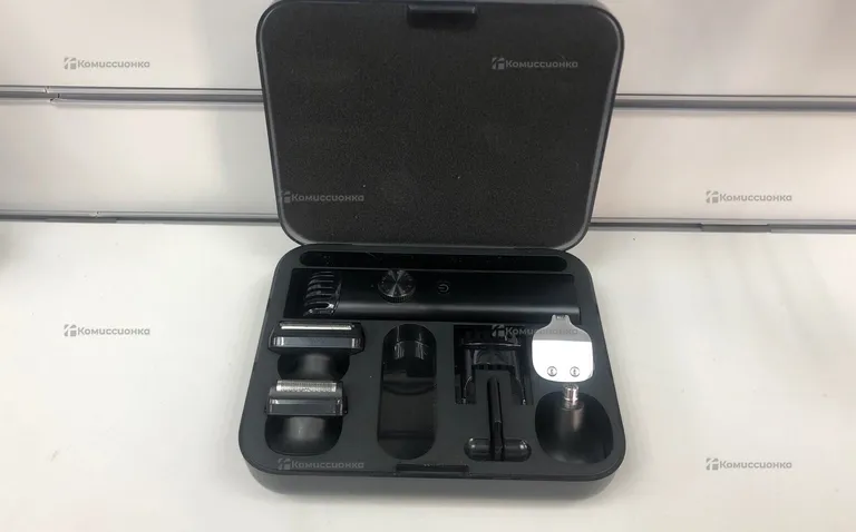 Машинка для стрижки Xiaomi Grooming Kit Pro