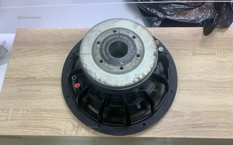 Сабвуфер Zeus b12.750