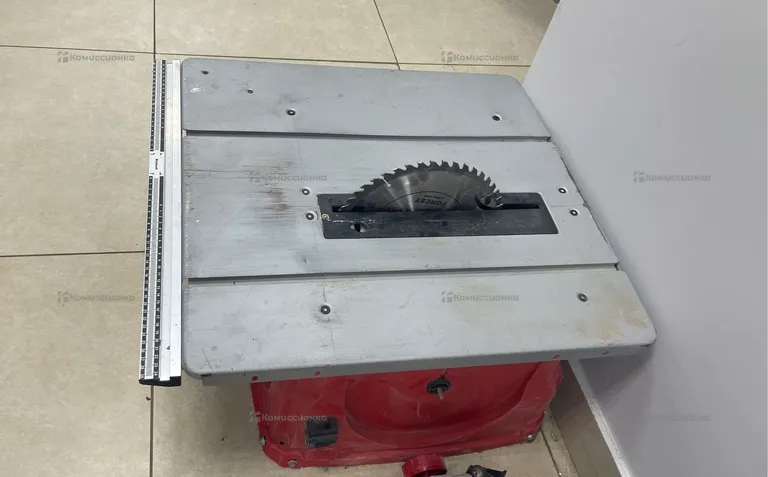 Распиловочный станок Einhell TC-TS 2025 U