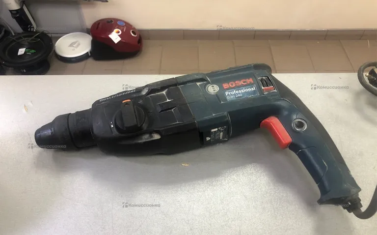 Перфоратор Bosch gbh-240