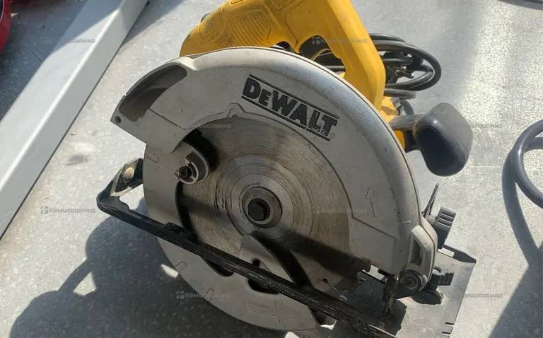 Дисковая пила dewalt DWE560