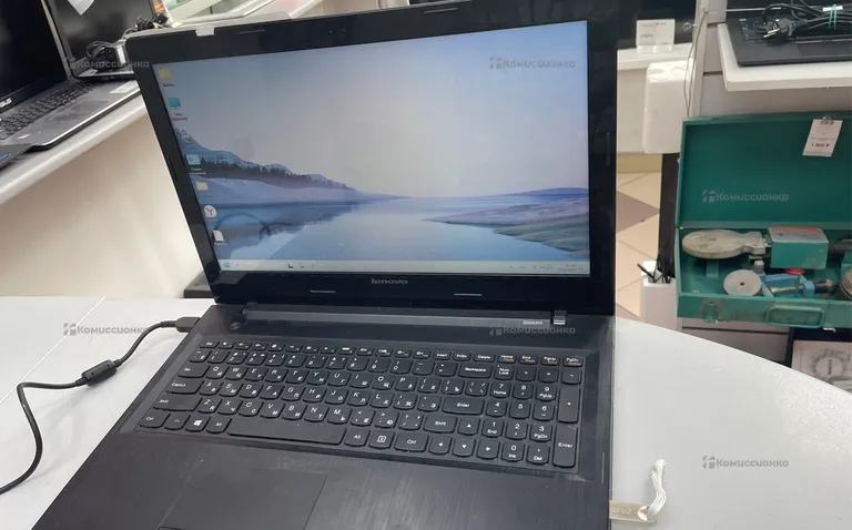 Ноутбук  Lenovo
