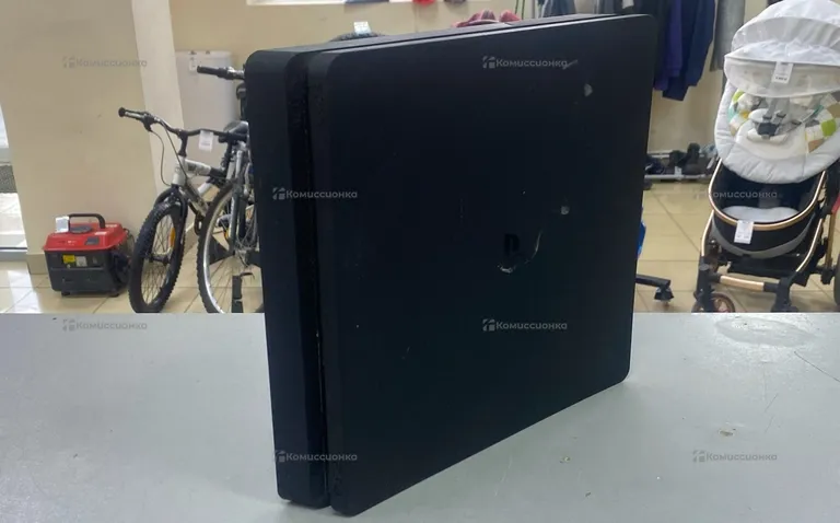 PS4. PS 4. Slim 500gb