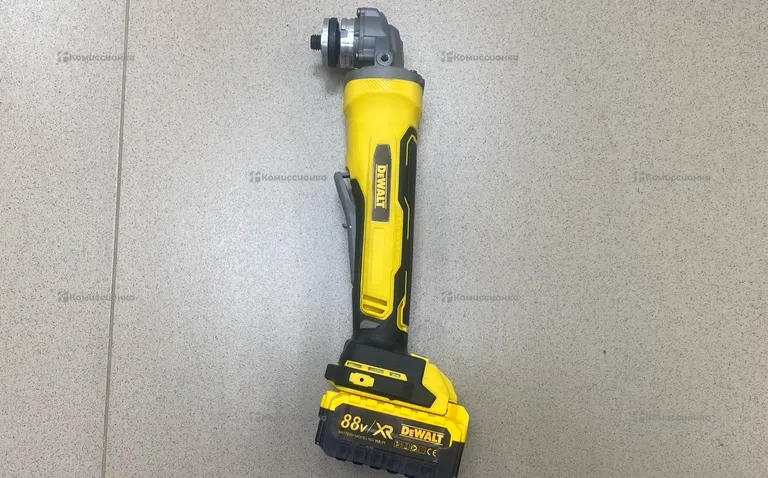 УШМ dewalt D28111