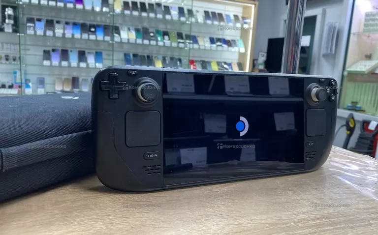 Приставка Valve Steam Deck