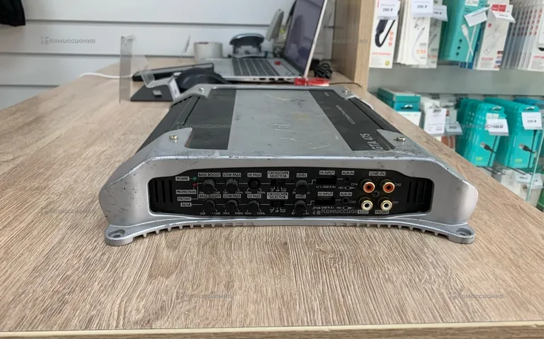 Усилитель  Blaupunkt